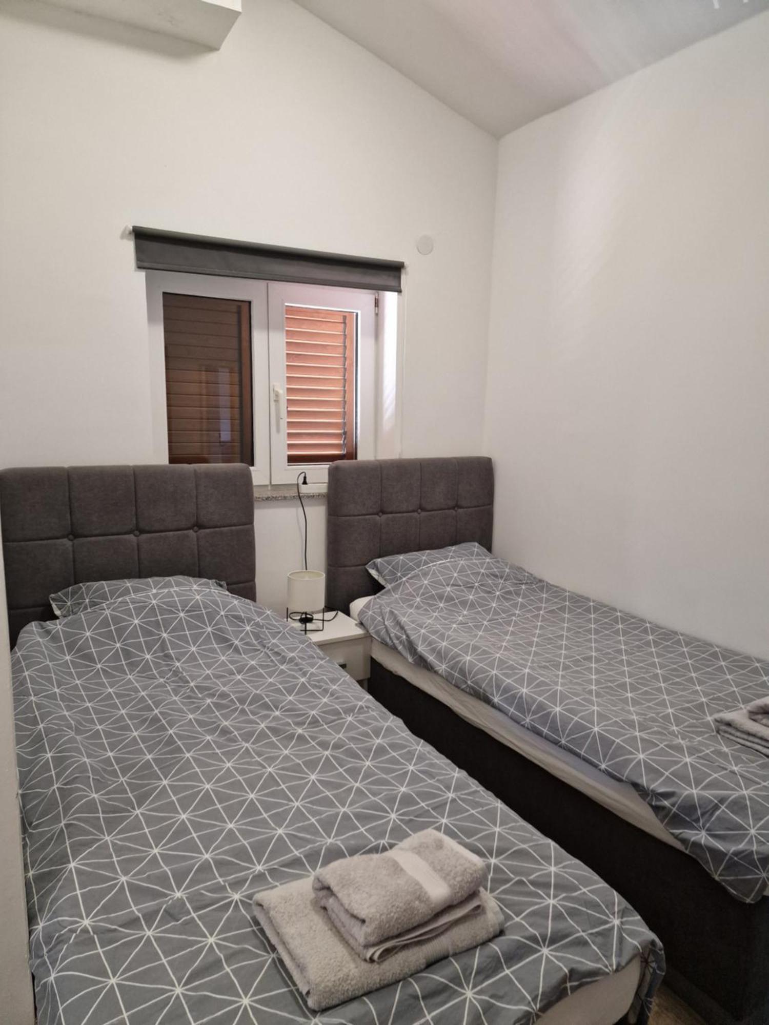 מדולין Apartmani Carla מראה חיצוני תמונה