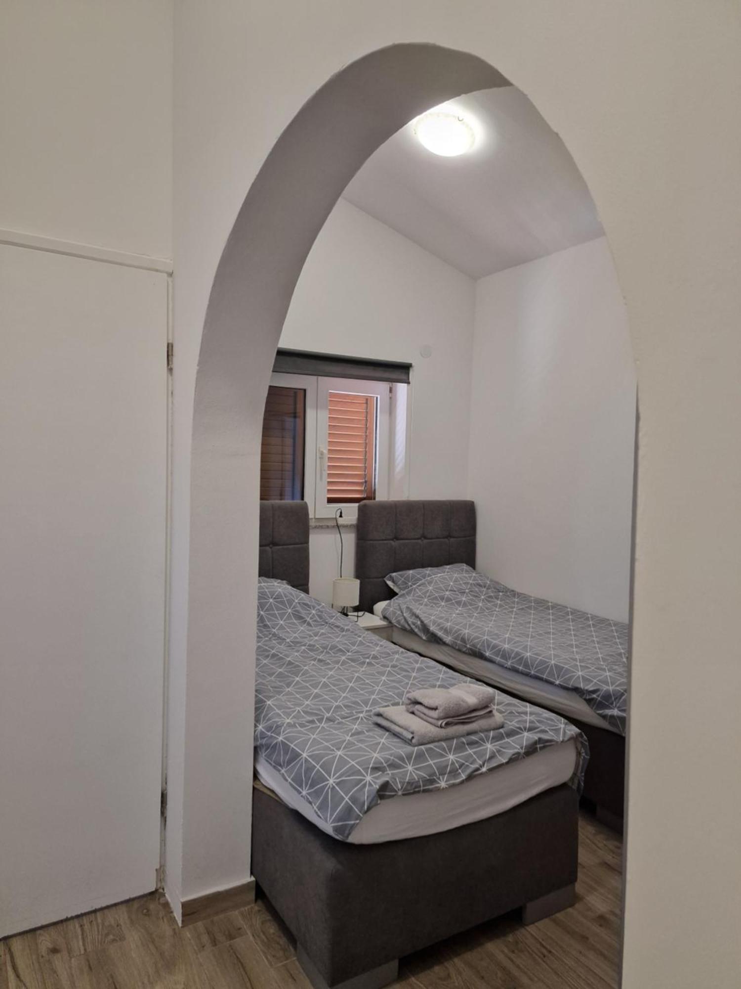 מדולין Apartmani Carla מראה חיצוני תמונה