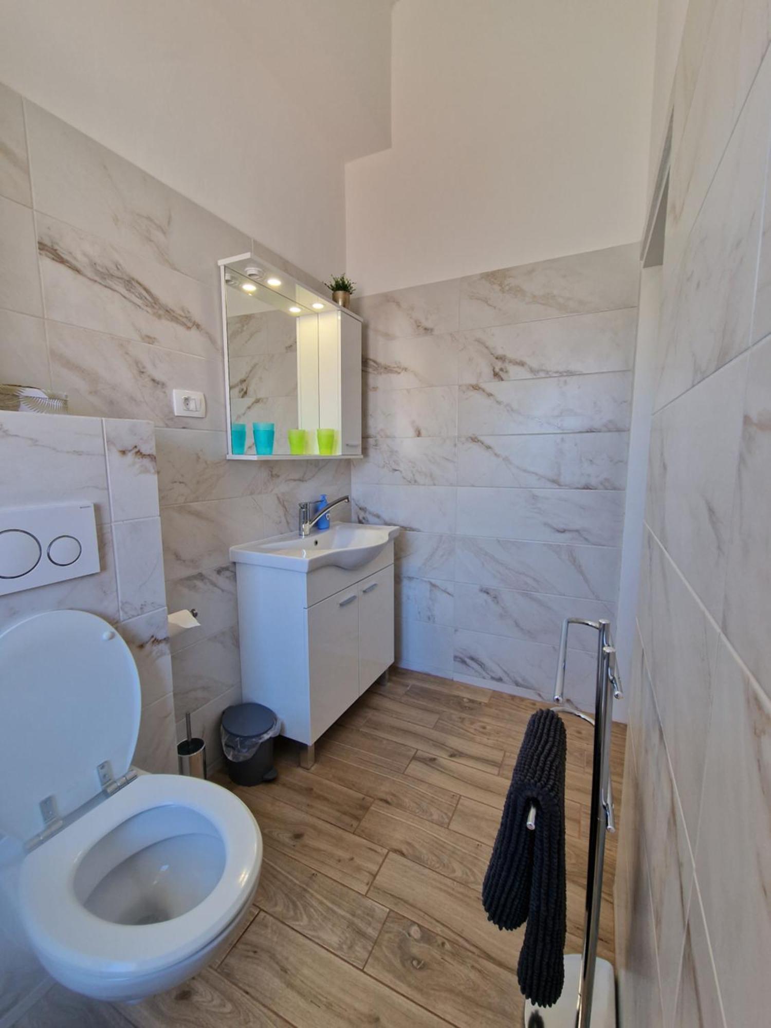 מדולין Apartmani Carla מראה חיצוני תמונה